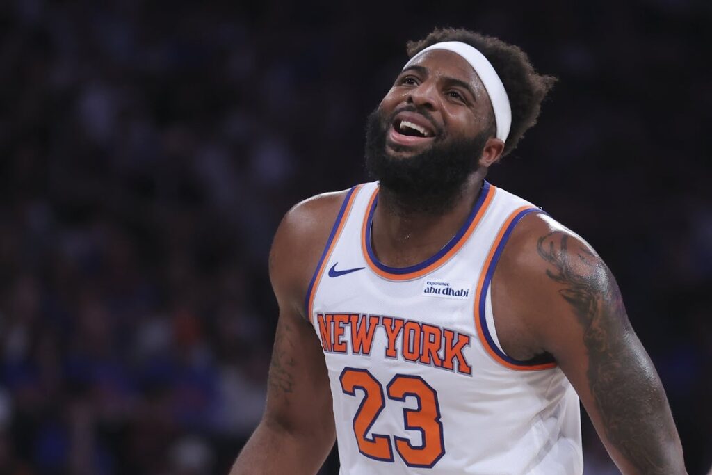 knicks mitchell robinson