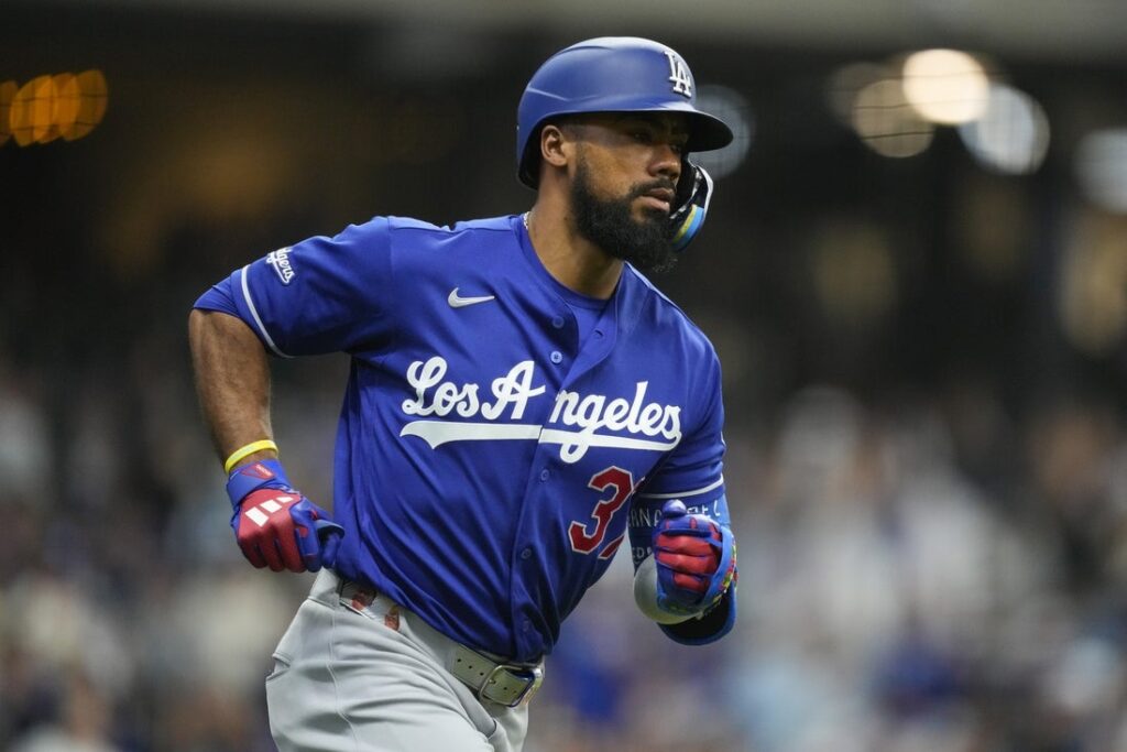 Teoscar Hernandez