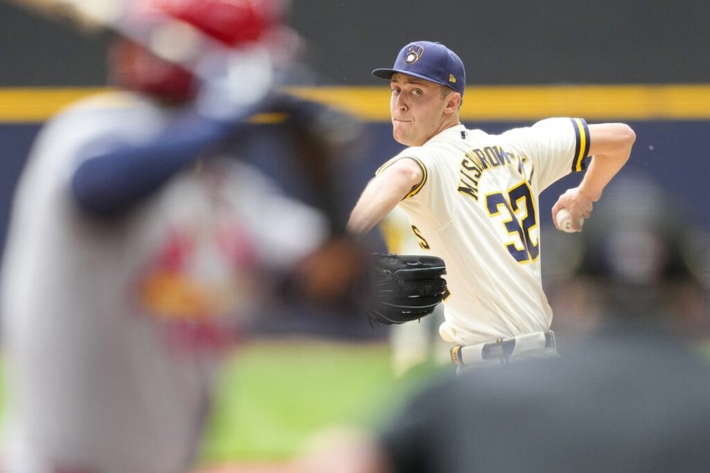 Cardinals, Brewers