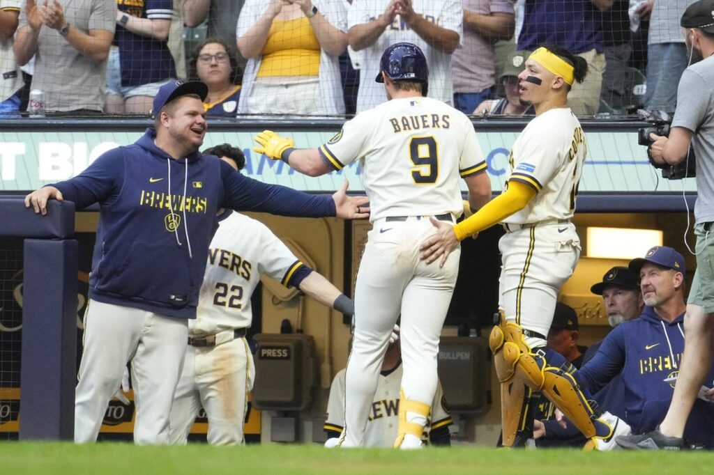 Cardinals, Brewers