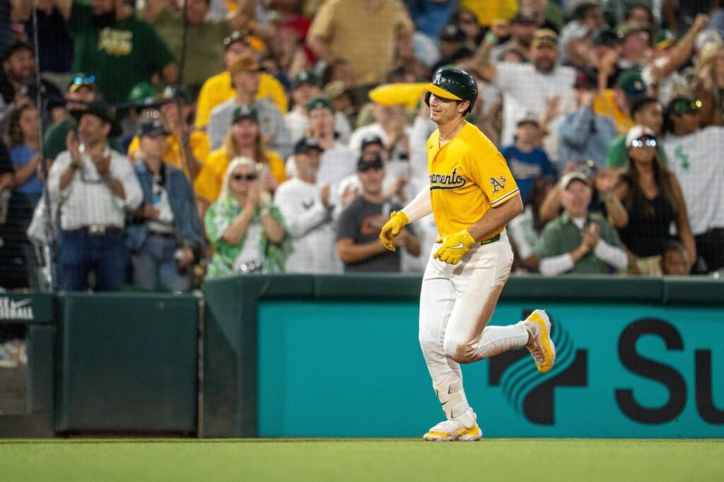 Yankees, Athletics