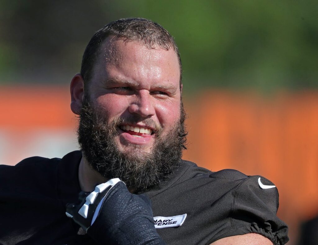 Joel Bitonio