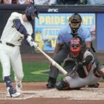 Giants, Brewers