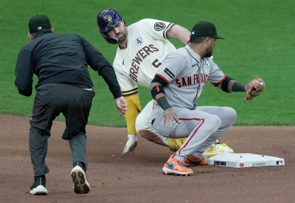 Giants, Brewers