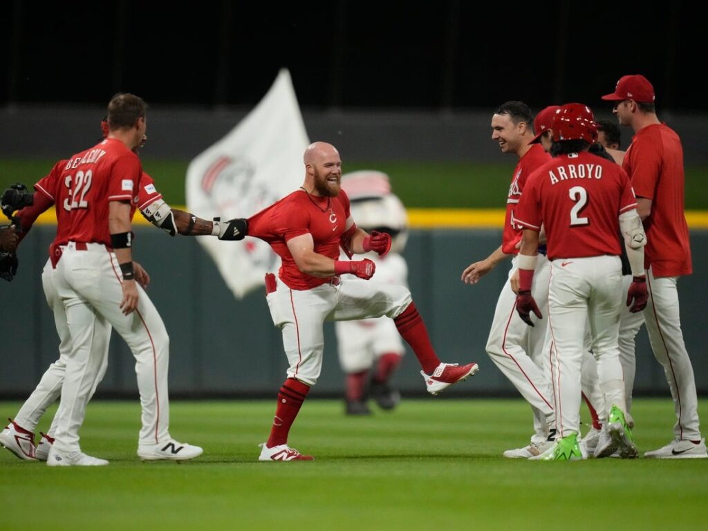 Royals, Reds