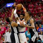 Spurs, Knicks, towns, victor
