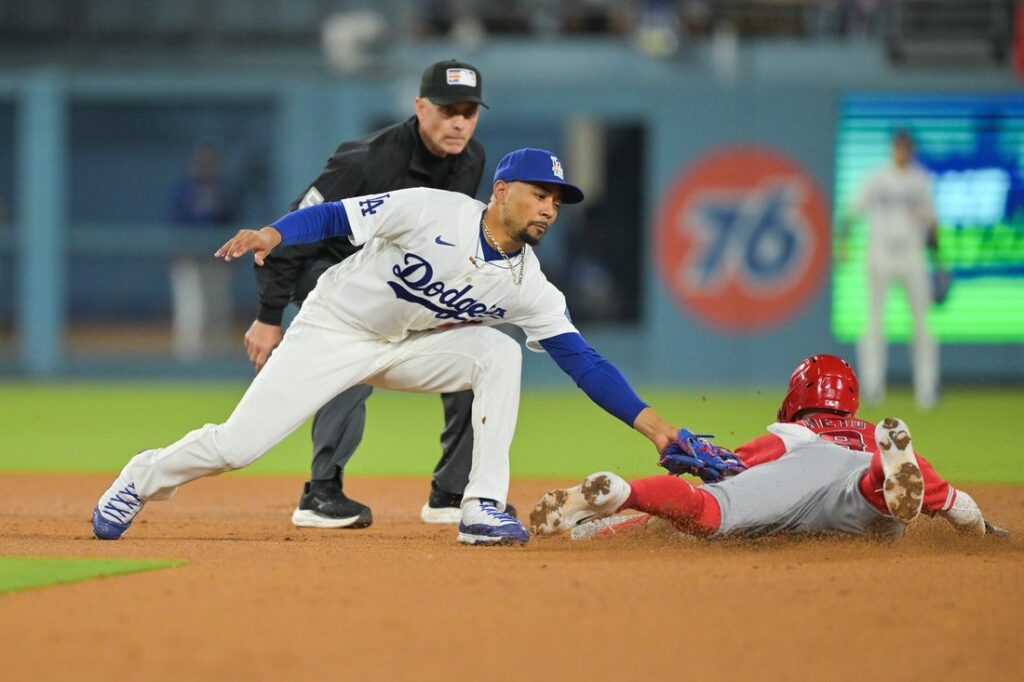 Angels, Dodgers