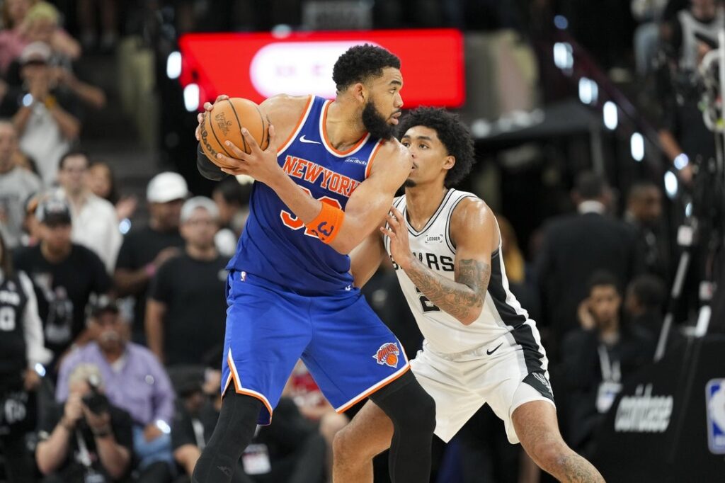 karl-anthony towns spurs