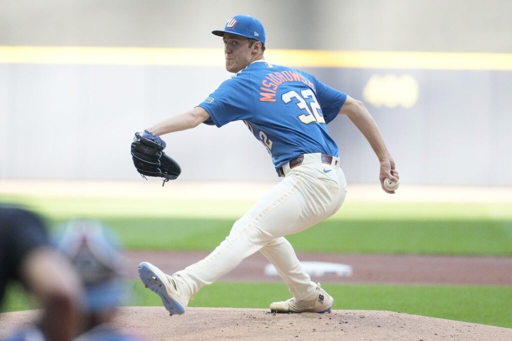 Brewers, Phillies