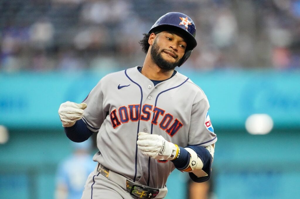 Royals, Astros