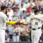 Brewers, Phillies
