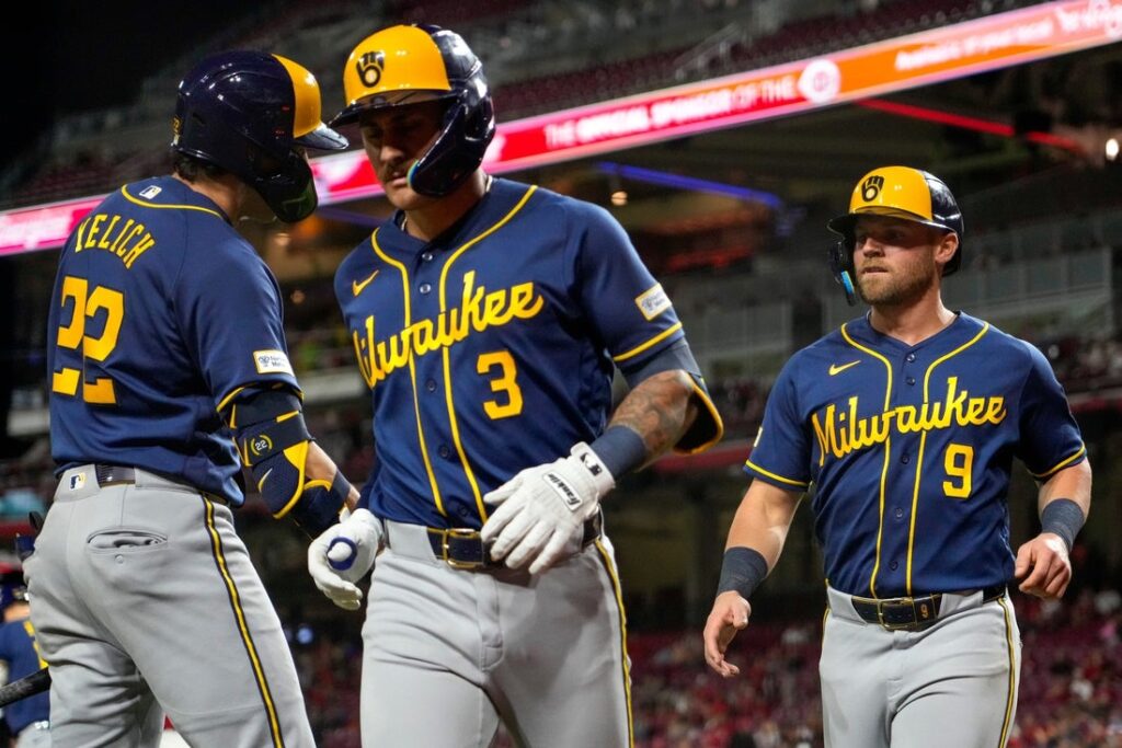 Milwaukee Brewers