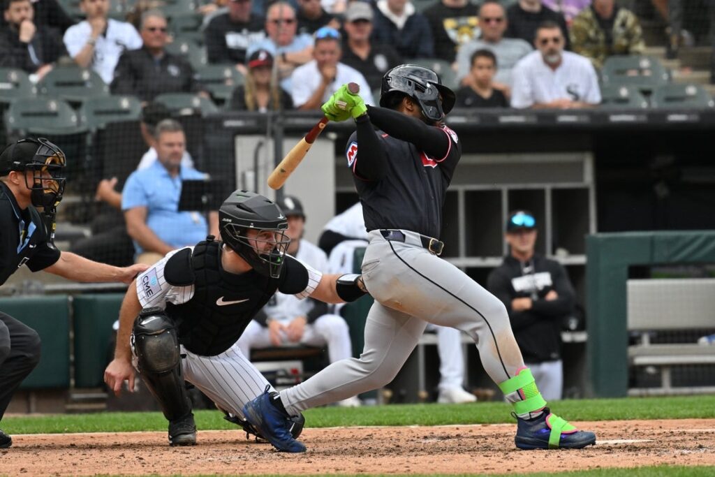 Guardians, White Sox