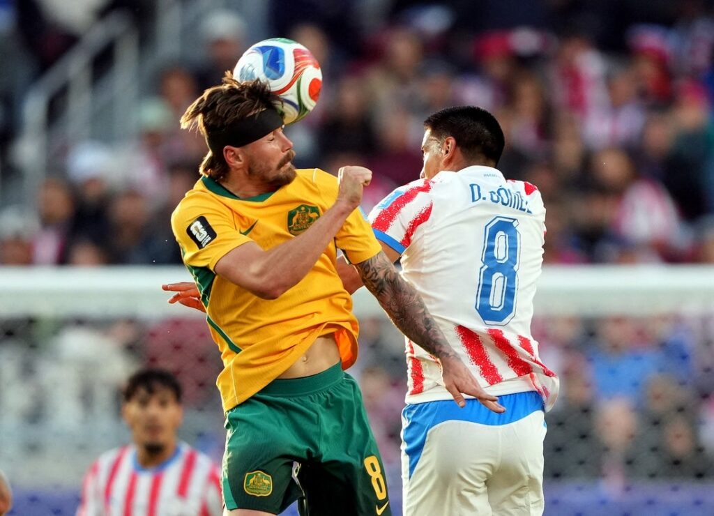 Paraguay, Australia