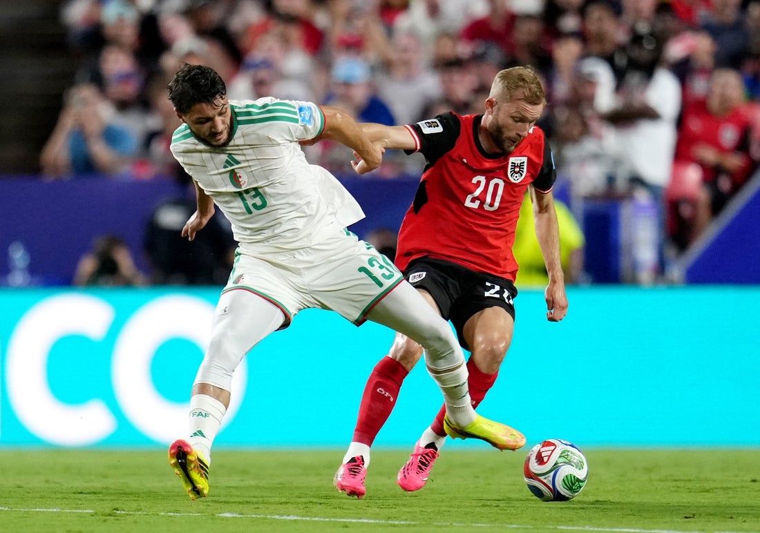 Austria get last-minute equalizer vs. Algeria to reach round of 32 - Field  Level Media - Professional sports content solutions | FLM