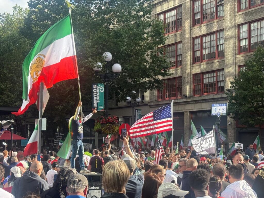Reza Pahlavi, Iran, rally