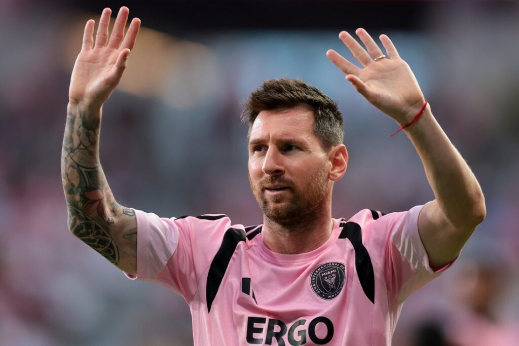 lionel messi inter miami wave