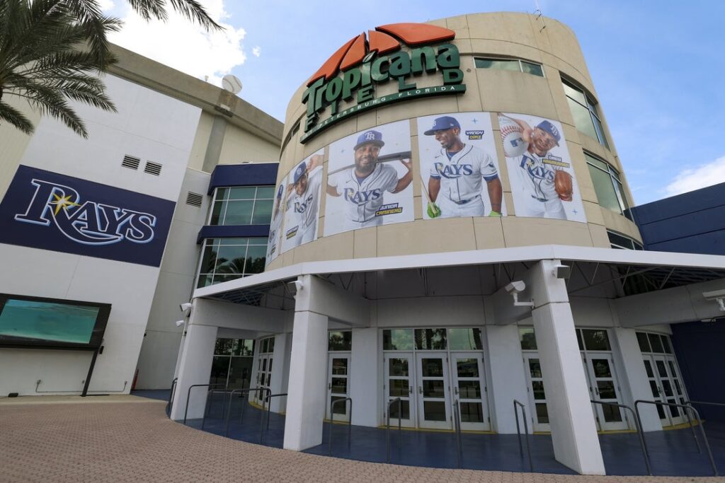 tampa bay rays stadium general view