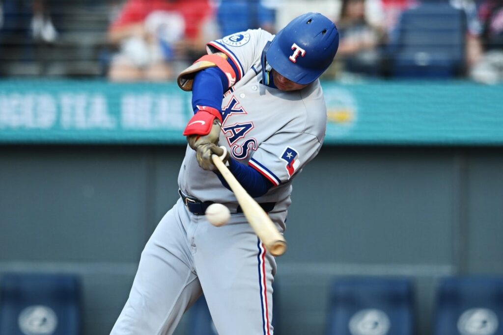 Joc Pederson, Rangers