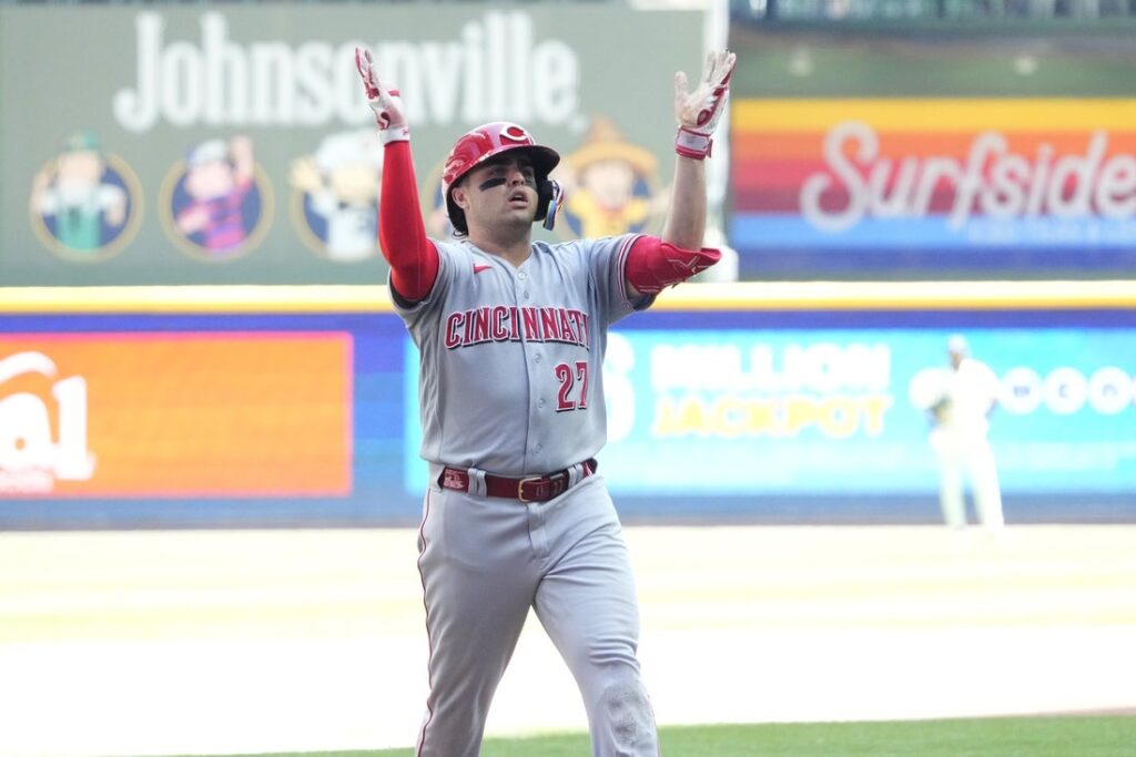 Reds, Brewers
