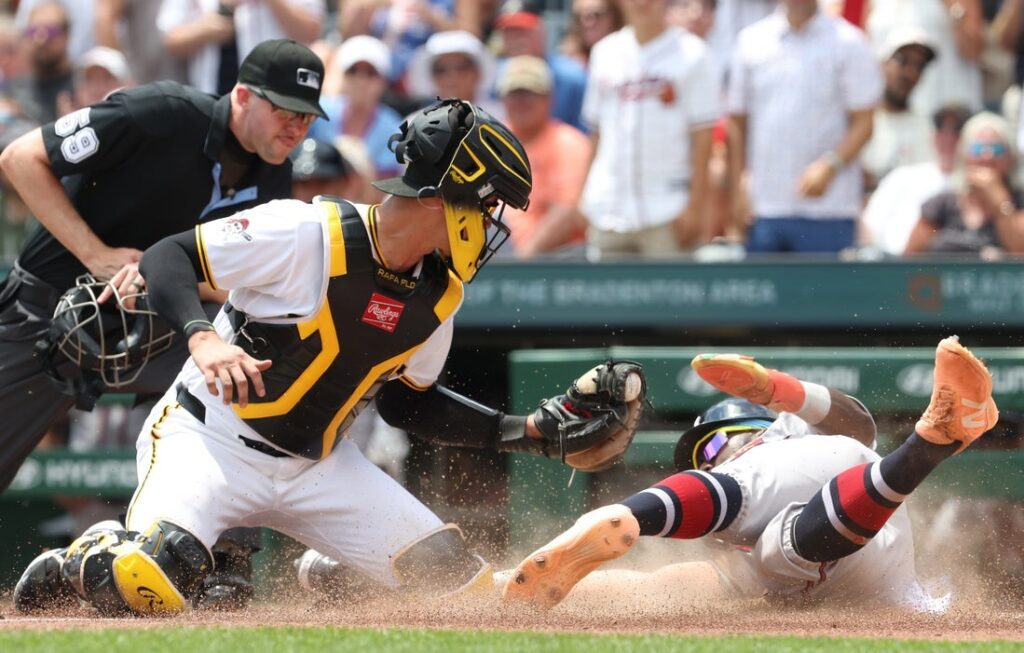 Braves, Pirates