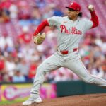 Reds, Phillies