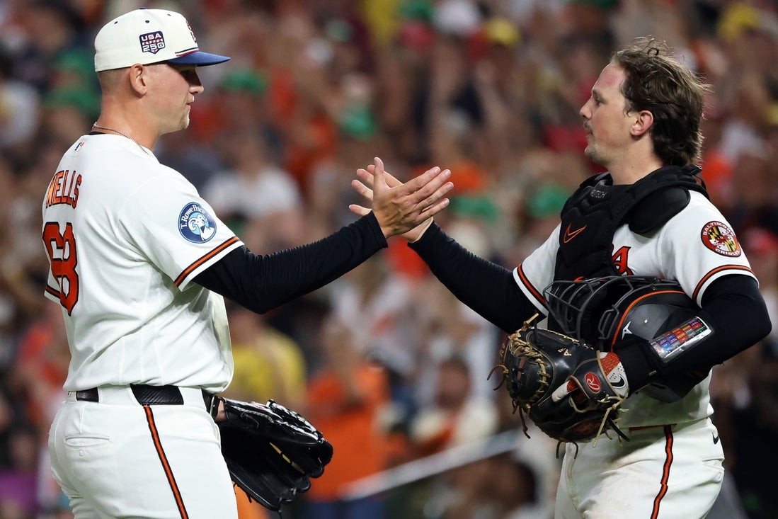 Majestic MLB Orioles ピステ ウィンドブレーカー Men's Baltimore