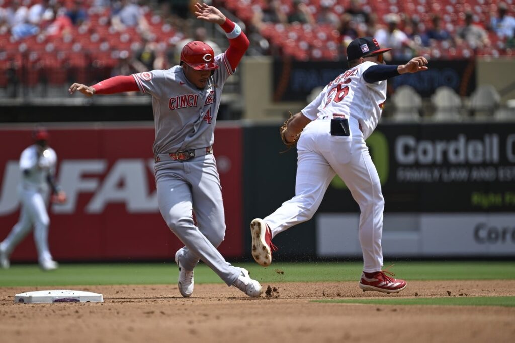 Reds, Cardinals