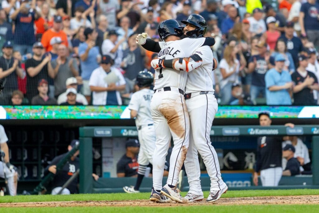 Tigers, Orioles