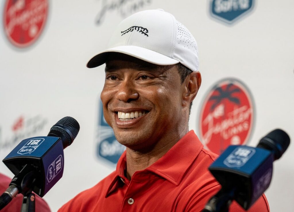 Tiger Woods of Jupiter Links G