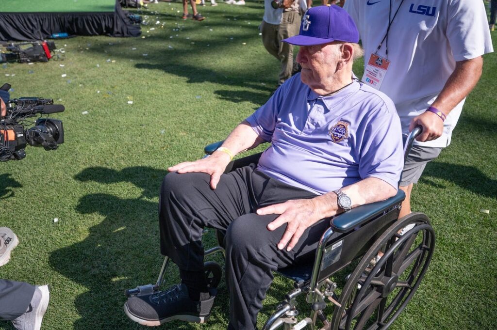 lsu skip bertman