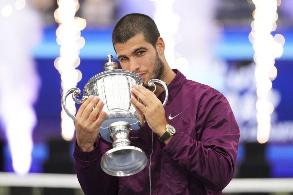 "carlos Alcaraz" AND "trophy"