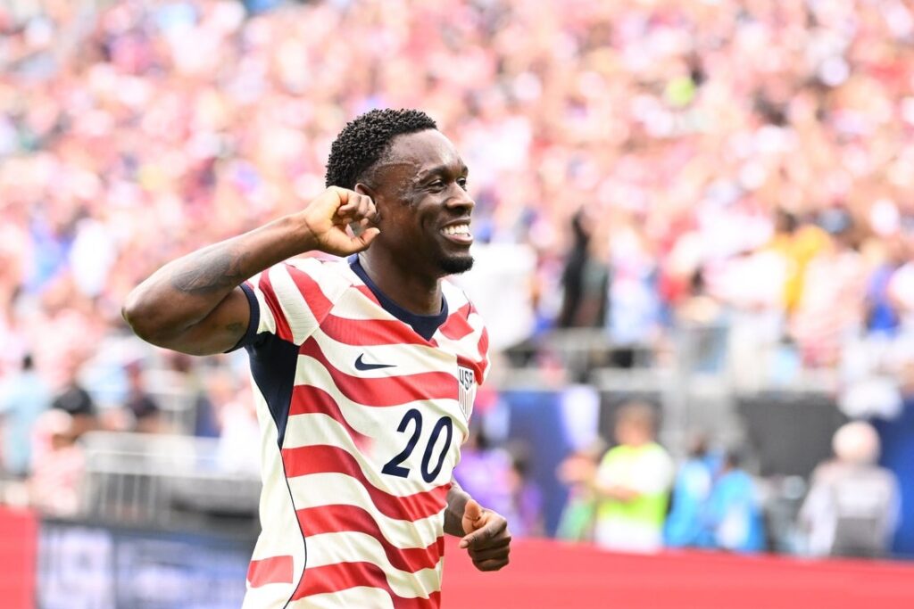 Folarin Balogun reacts