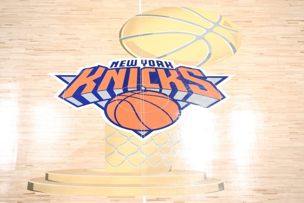 knicks logo