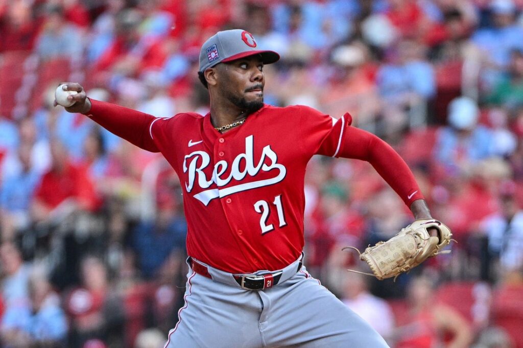 Hunter greene reds
