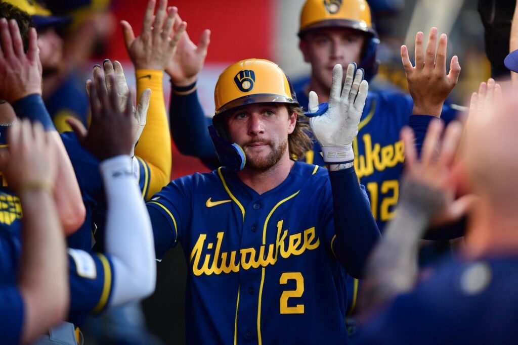 Brewers, Angels
