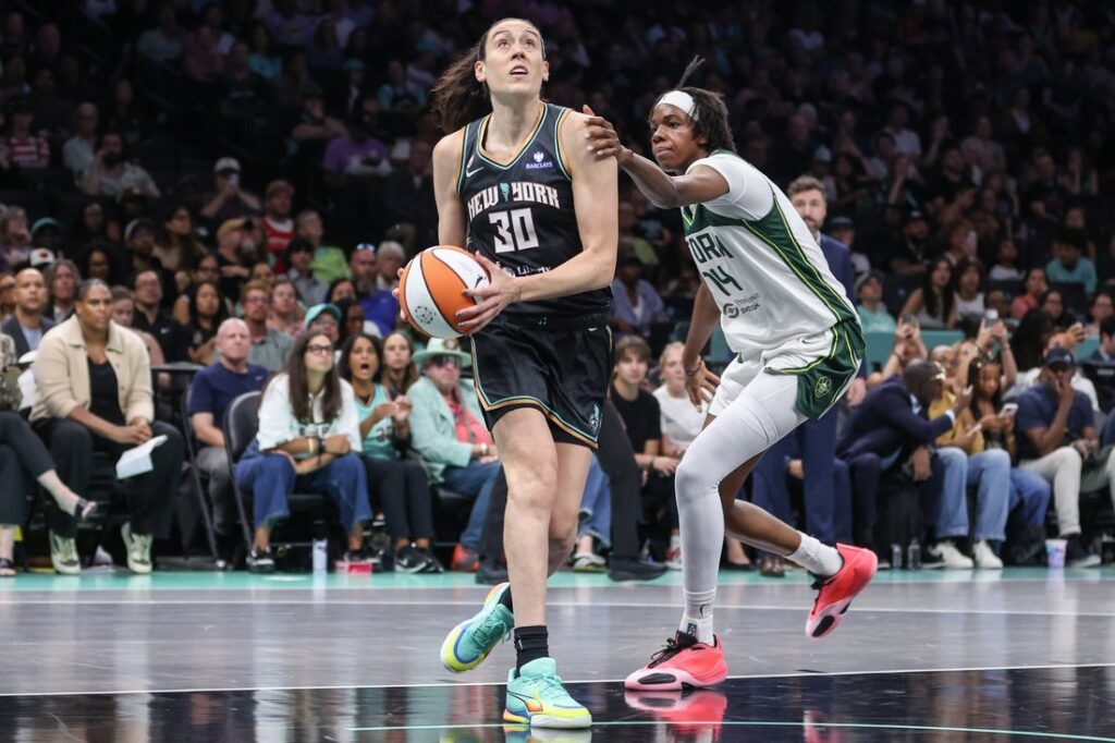 breanna stewart