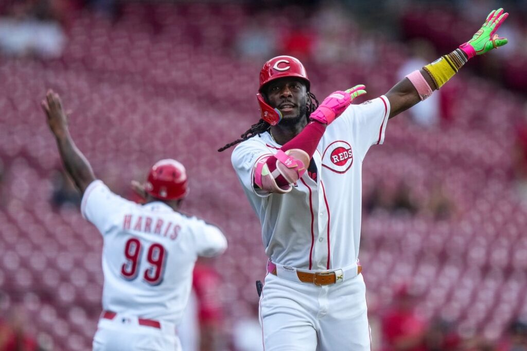 Reds, Athletics