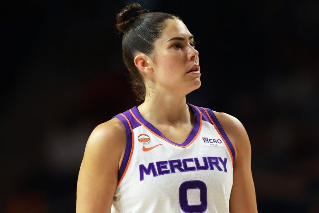 kelsey plum