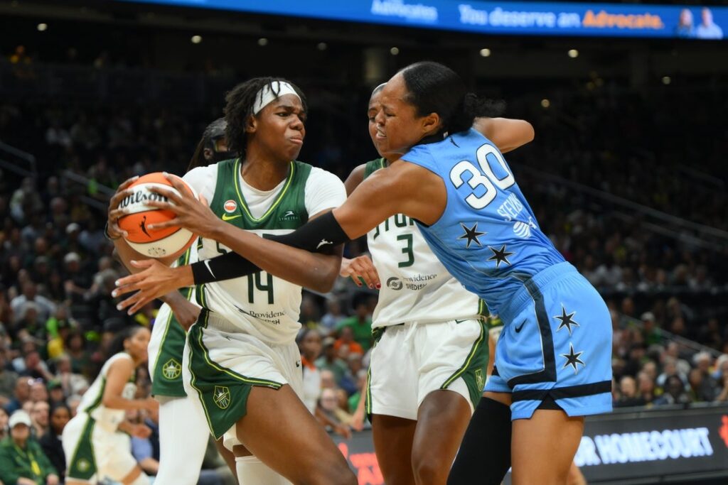 seattle storm chicago sky