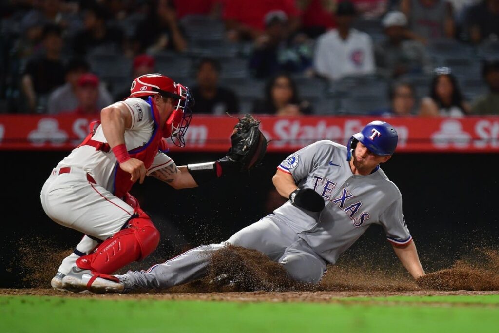Rangers, Angels