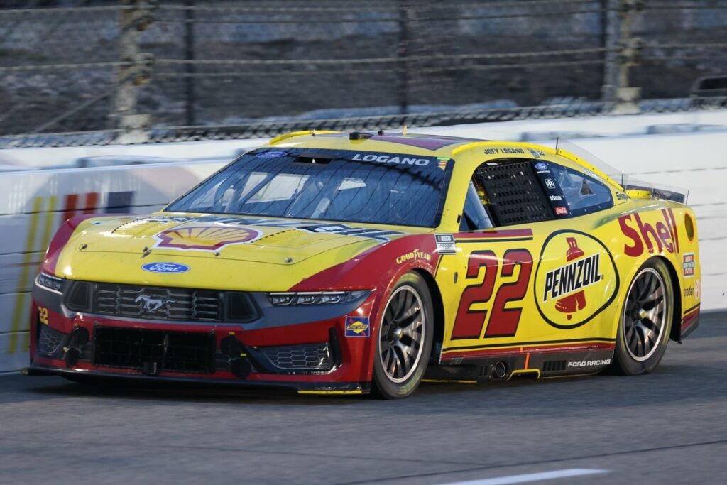 JOey Logano