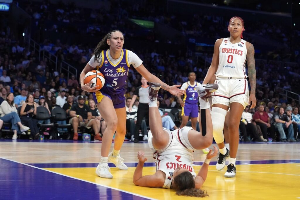mystics, sparks