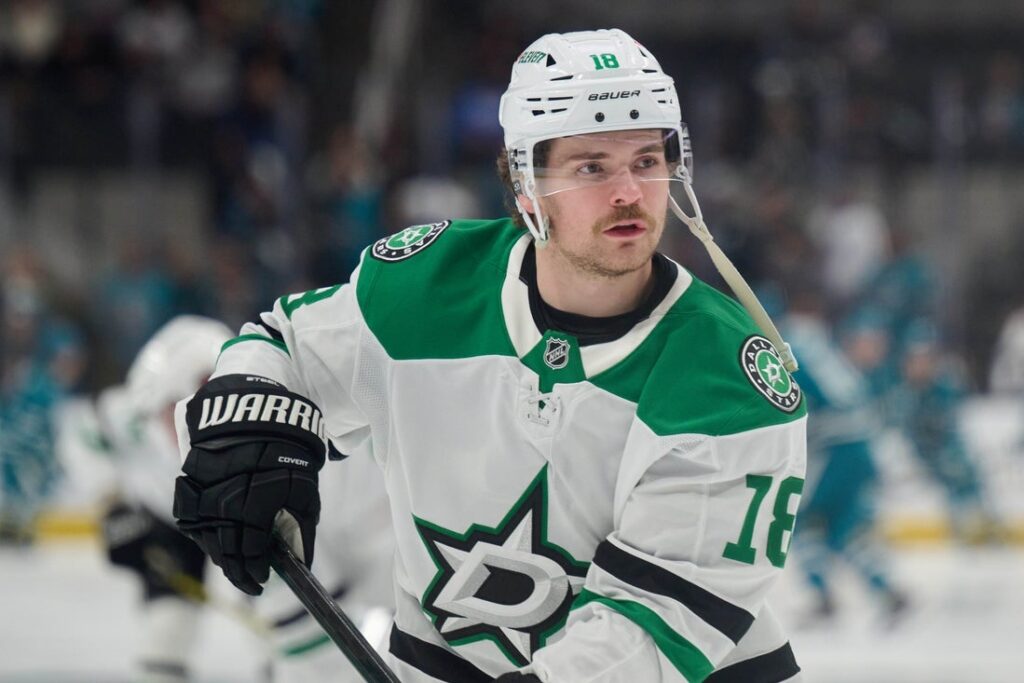 sam steel dallas stars warm