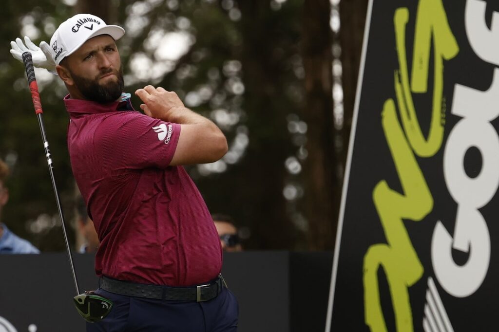 jon rahm liv reacts