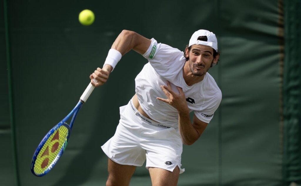 lloyd harris wimbledon