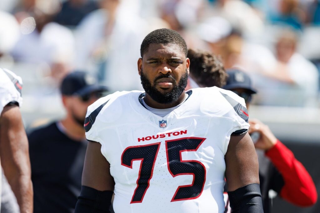 Laken Tomlinson