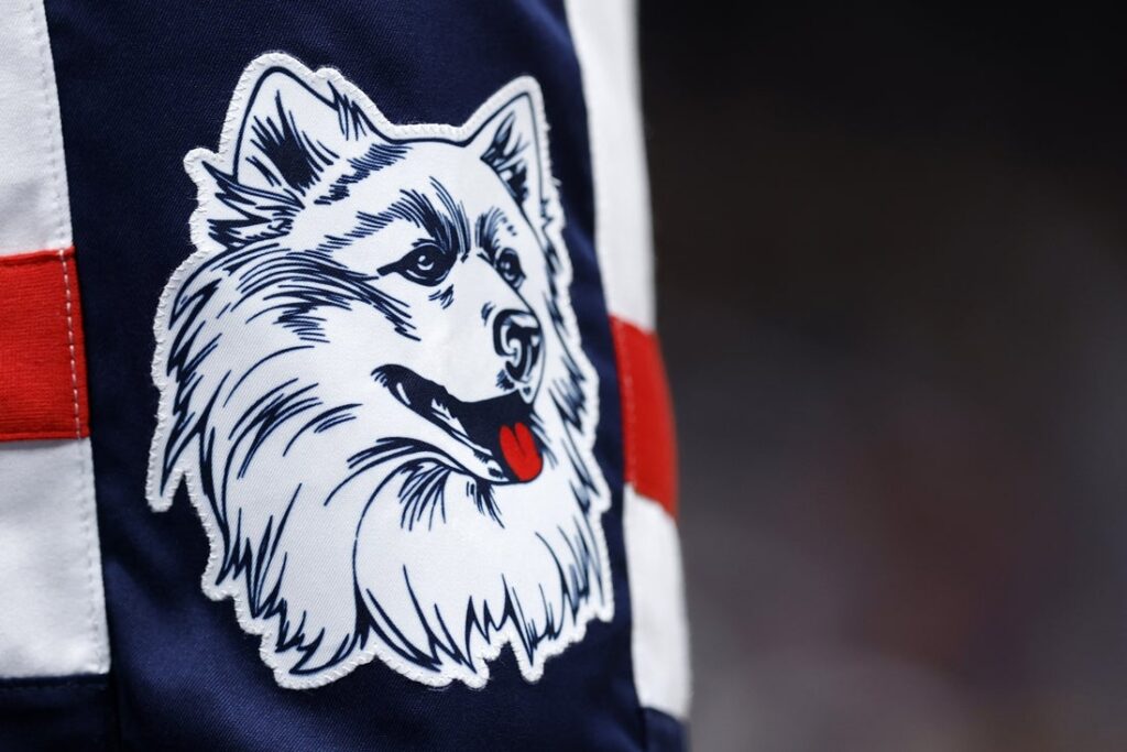 Uconn huskies logo