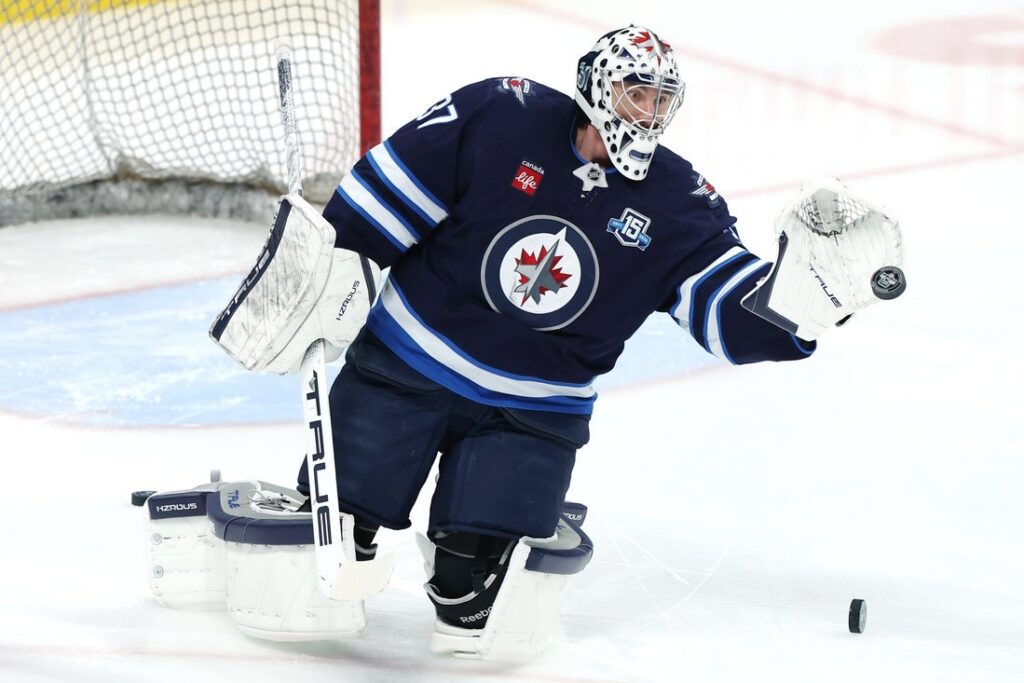 Connor Hellebuyck
