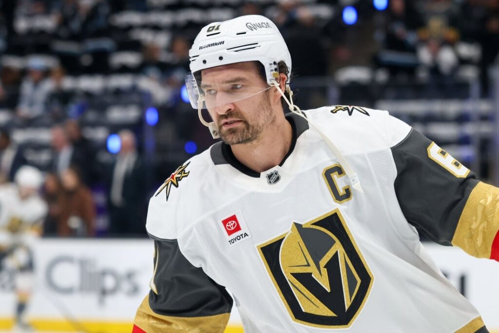 knights mark stone warm